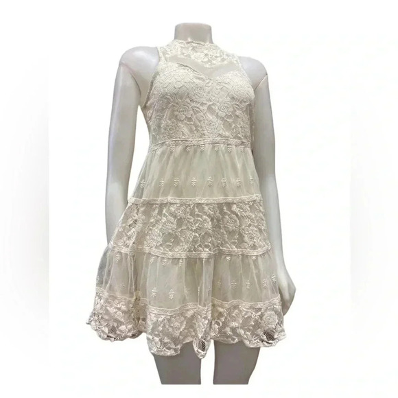 Rebellion Boho White Ivory Lace Mini Flowy Dress Size Medium - Picture 2 of 7